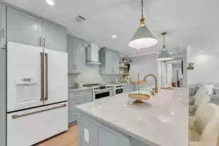 1481 Center Street Extension, Mount Pleasant, SC 29464 - Photo 3