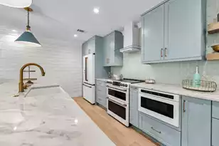 1481 Center Street Extension, Mount Pleasant, SC 29464 - Photo 9