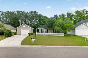 128 Savannah River Dr, Summerville, SC 29485 - Photo 1