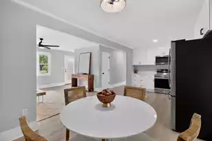 813 Brigantine Dr, Charleston, SC 29412 - Photo 9