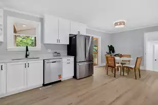 813 Brigantine Dr, Charleston, SC 29412 - Photo 7