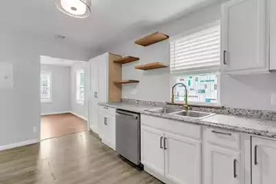 1903 Grayson Street, North Charleston, SC 29405 - Photo 9