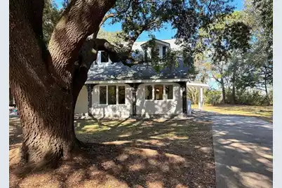 1520 Lorenzo Street #A, Mount Pleasant, SC 29464 - Photo 1