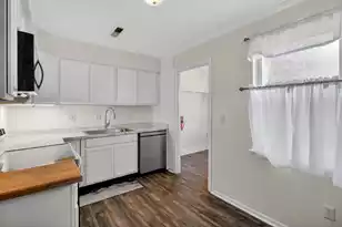 519 Parkdale Dr, Charleston, SC 29414 - Photo 9