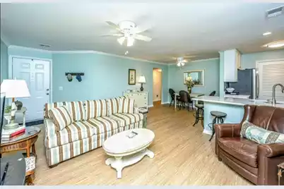 1873 Montclair #C, Mount Pleasant, SC 29464 - Photo 7