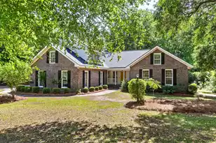 134 Cooper Cir, Santee, SC 29142 - Photo 1