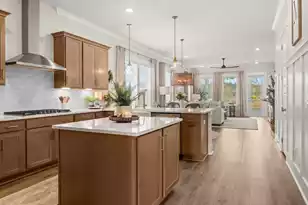 320 Trailmore Ln, Summerville, SC 29486 - Photo 11