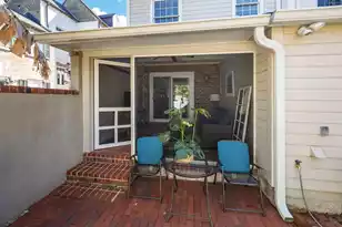 164 Queen St, Charleston, SC 29401 - Photo 21