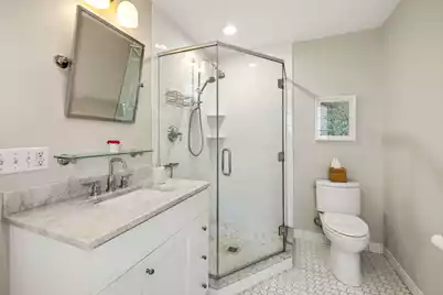 164 Queen Street, Charleston, SC 29401 - Photo 11