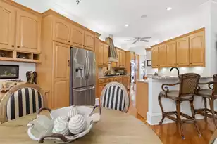 66 Sowell St, Mount Pleasant, SC 29464 - Photo 23