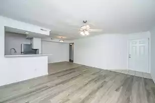 1835 Villa Maison, Mount Pleasant, SC 29464 - Photo 3