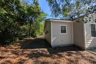 107 Converse St, Walterboro, SC 29488 - Photo 9