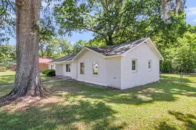 202 Sprucewood Drive, Summerville, SC 29485 - Photo 3