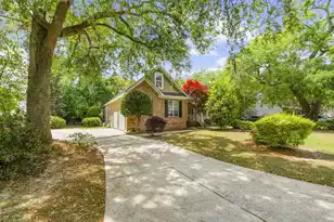 1004 Crooked Oak Rd, Summerville, SC 29485 - Photo 5