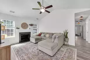 3424 Farmers Market Dr, Charleston, SC 29414 - Photo 7