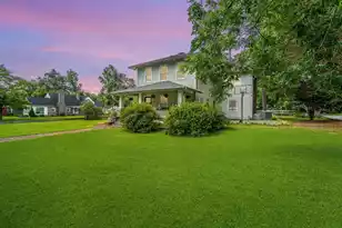 401 Johnston St, Saint George, SC 29477 - Photo 1