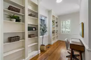 63 King St, Charleston, SC 29401 - Photo 5