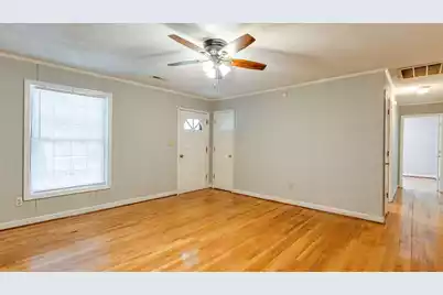 692 York Street, Mount Pleasant, SC 29464 - Photo 9