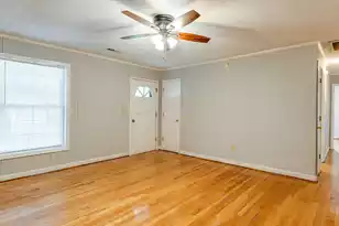 692 York St, Mount Pleasant, SC 29464 - Photo 9