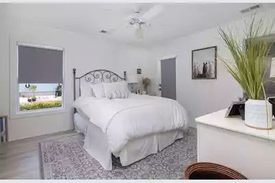 708 Kent Street, Mount Pleasant, SC 29464 - Photo 17