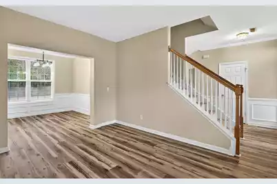 176 Thousand Oaks Circle, Goose Creek, SC 29445 - Photo 3