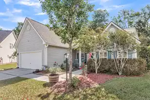 126 Cannonsmill Ln, Summerville, SC 29485 - Photo 3