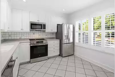 321 Lapwing Lane, Mount Pleasant, SC 29464 - Photo 5
