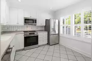 321 Lapwing Ln, Mount Pleasant, SC 29464 - Photo 5