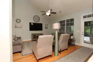 2606 Lohr Dr, Mount Pleasant, SC 29464 - Photo 15