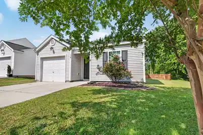 110 Coosawatchie Street, Summerville, SC 29485 - Photo 5