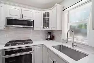 403 Forest Cir, Summerville, SC 29483 - Photo 9