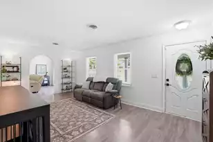 403 Forest Cir, Summerville, SC 29483 - Photo 3