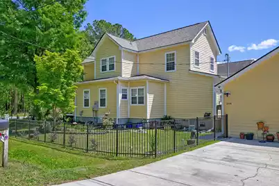 202 Pine Street W, Summerville, SC 29485 - Photo 39