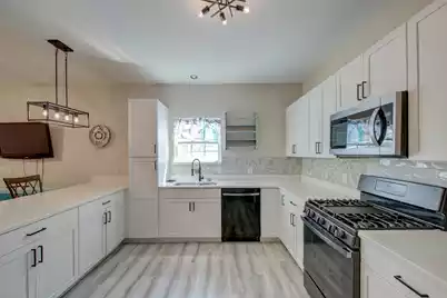 202 Pine Street W, Summerville, SC 29485 - Photo 65