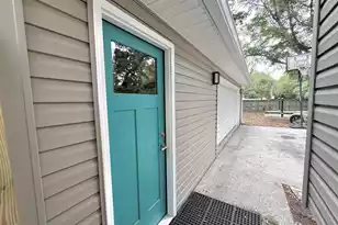 1519 Rifle Range Rd, Mount Pleasant, SC 29464 - Photo 35