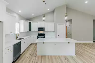 1614 Lindstedt Lane, Holly Hill, SC 29059 - Photo 11