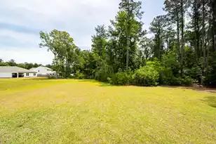 506 Shady Maple St, Moncks Corner, SC 29461 - Photo 5