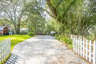 1235 Ashley Hall Rd, Charleston, SC 29407 - Photo 39