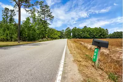 605 Country Club Road, Andrews, SC 29510 - Photo 3
