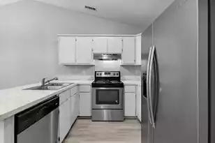 9512 One Notch Rd, Ladson, SC 29456 - Photo 5