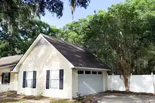 11 Christine Dr, Beaufort, SC 29907 - Photo 3