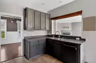 235 Cameron St, Summerville, SC 29486 - Photo 5