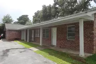 1160 Boone Hill Rd, Summerville, SC 29483 - Photo 1