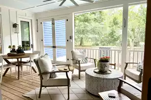 960 McCants Dr, Mount Pleasant, SC 29464 - Photo 13