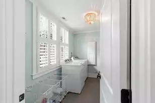 207 Pitt St, Mount Pleasant, SC 29464 - Photo 47
