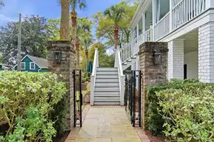 207 Pitt St, Mount Pleasant, SC 29464 - Photo 13
