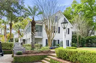207 Pitt St, Mount Pleasant, SC 29464 - Photo 3