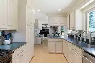 107 Stratford Dr, Summerville, SC 29485 - Photo 23
