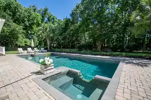 2205 Old Jay Ln, Mount Pleasant, SC 29466 - Photo 7