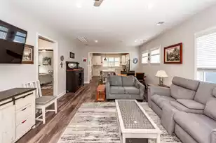 618 Daffodil Ct, Summerville, SC 29486 - Photo 7